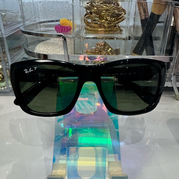 RAY-BAN POLARIZED SUNGLASSES 🕶️ - Picture 1 of 8